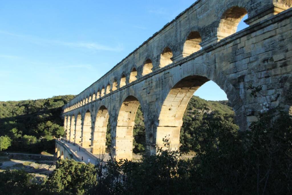 De Lucien Entre Arles, Nimes, Avignon.