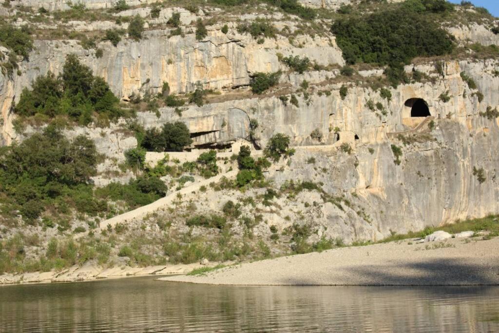Apartment De Lucien Entre Arles, Nimes, Avignon. *