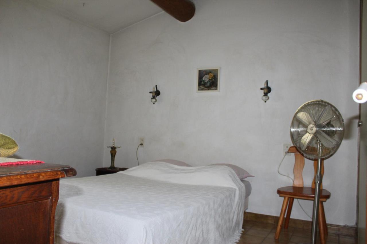 Apartment De Lucien Entre Arles, Nimes, Avignon. *