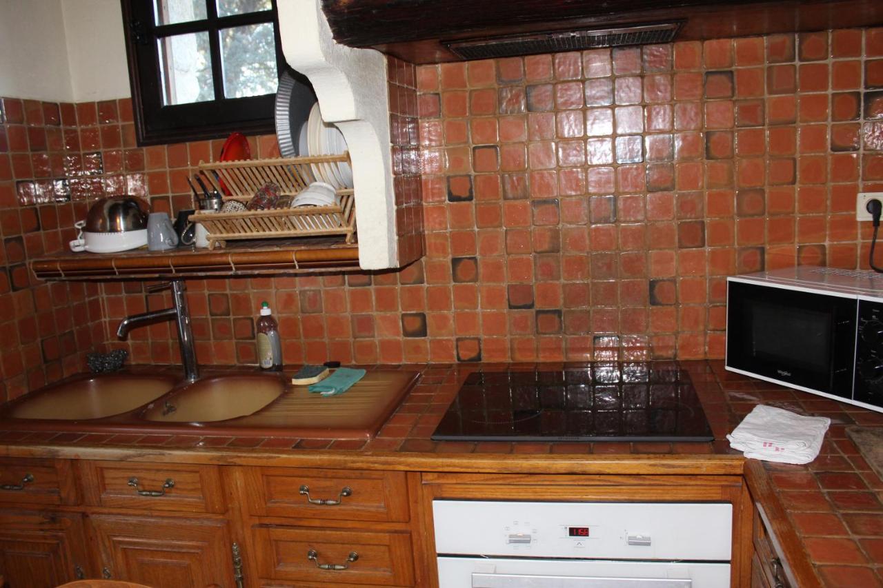 Apartment De Lucien Entre Arles, Nimes, Avignon.