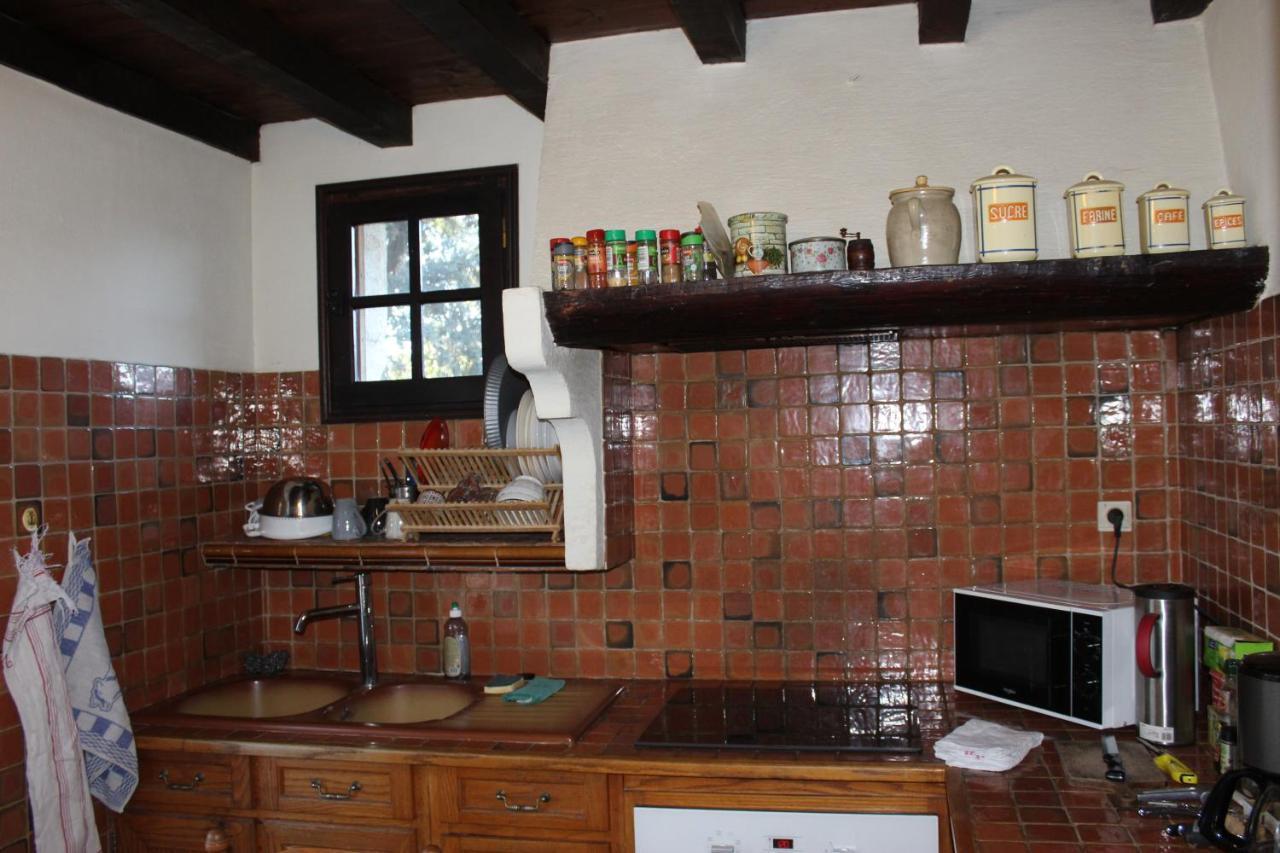 De Lucien Entre Arles, Nimes, Avignon. Beaucaire (Gard)
